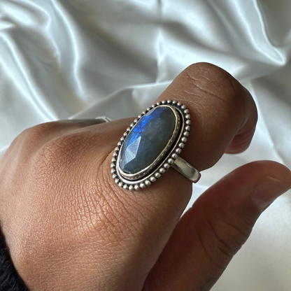 Wonderstruck Labradorite Ring